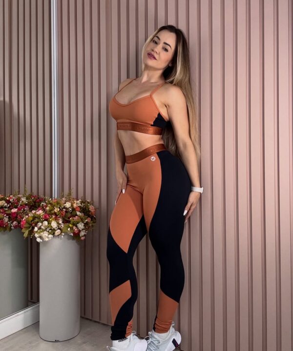 CONJUNTO CALÇA LEGGING + REGATINHA